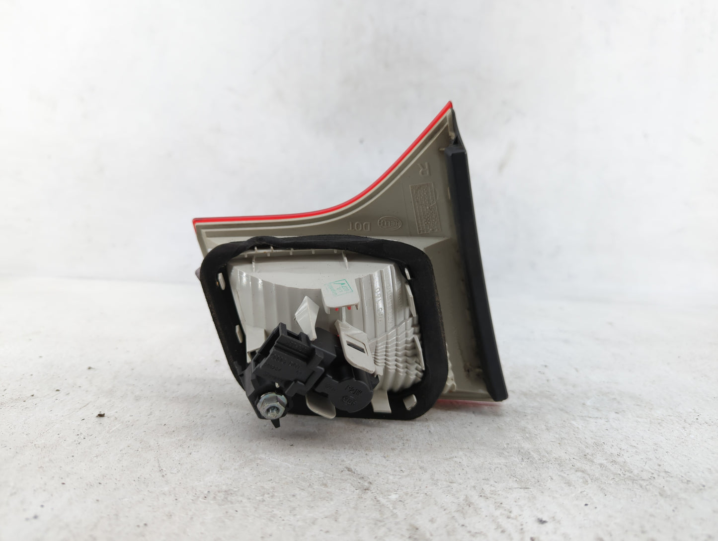 2005-2008 Audi A4 Tail Light Assembly Passenger Right OEM P/N:965038-02 2305 965038-02 5838 Fits Fits 2005 2006 2007 2008 OE