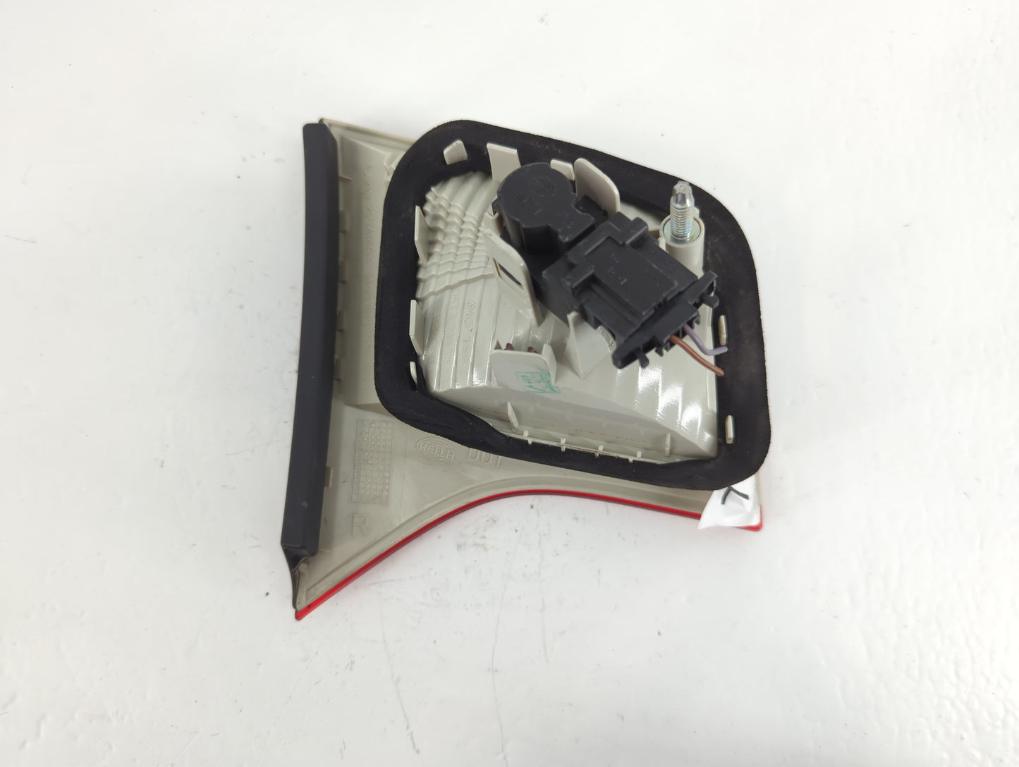 2005-2008 Audi A4 Tail Light Assembly Passenger Right OEM P/N:965 160 Fits Fits 2005 2006 2007 2008 OEM Used Auto Parts - Oe