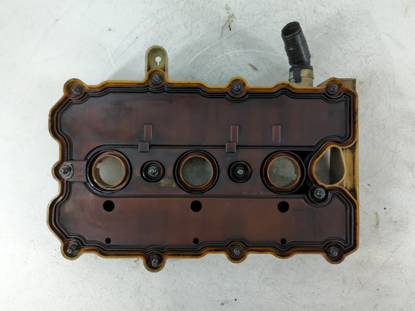 2008 Audi A6 Driver Left Cylinder Head Valve Cover P/N:5683123 06E 103 472 Fits OEM Used Auto Parts - Oemusedautoparts1.com