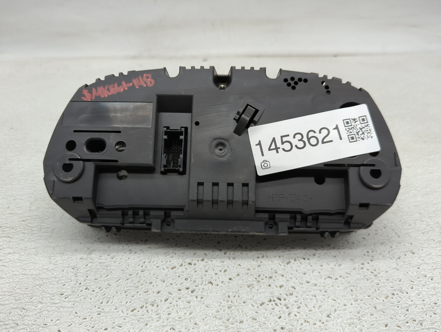 2008-2013 Bmw 128 Instrument Cluster Speedometer Gauges P/N:1041568 Fits Fits 2008 2009 2010 2011 2012 2013 OEM Used Auto Pa