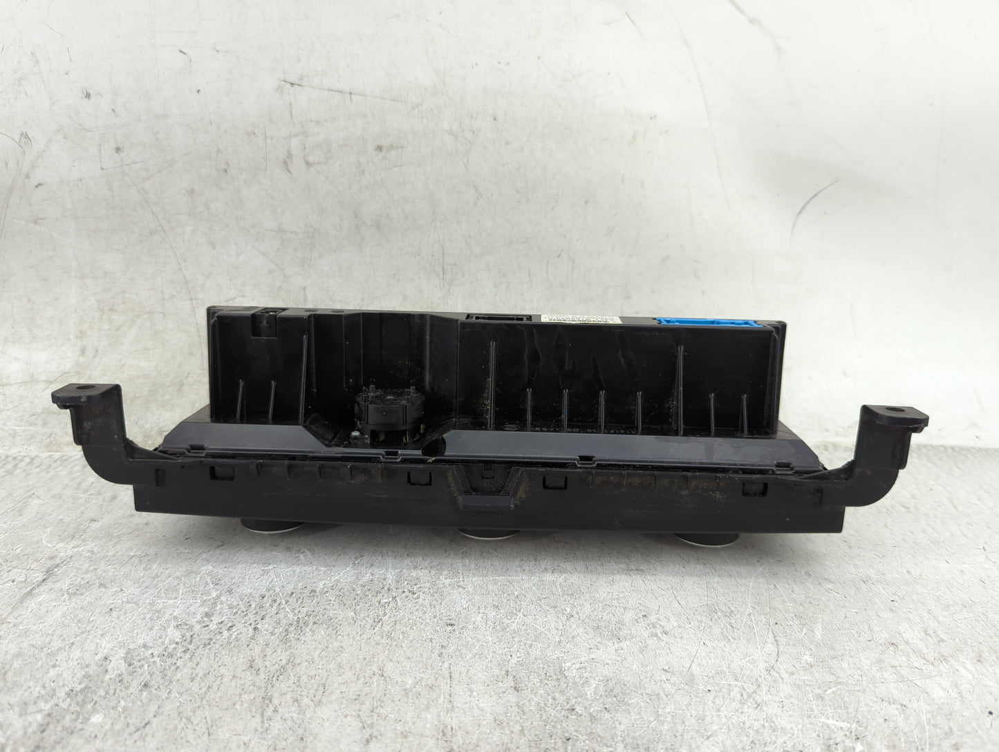 2008-2010 Bmw 528i Climate Control Module Temperature AC/Heater Replacement P/N:9155643-01 Fits Fits 2008 2009 2010 OEM Used