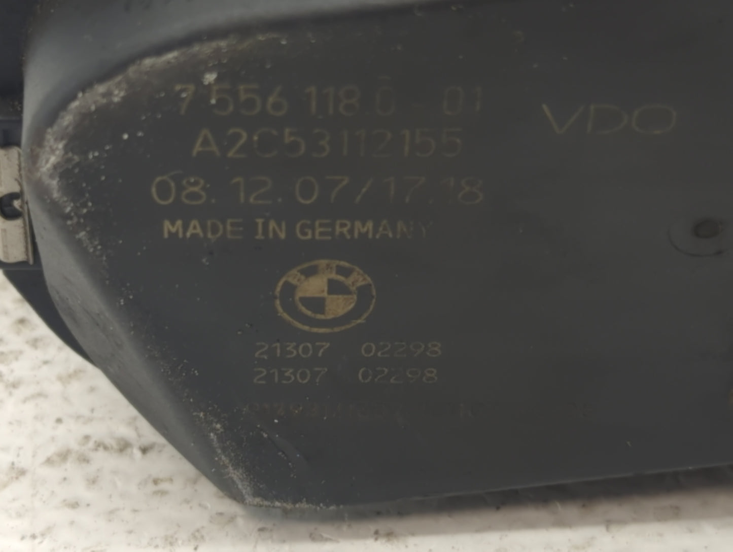 2008-2011 Bmw 528i Throttle Body P/N:1354 7556118-04 1354 7556118-03 Fits Fits 2007 2008 2009 2010 2011 2012 2013 OEM Used A