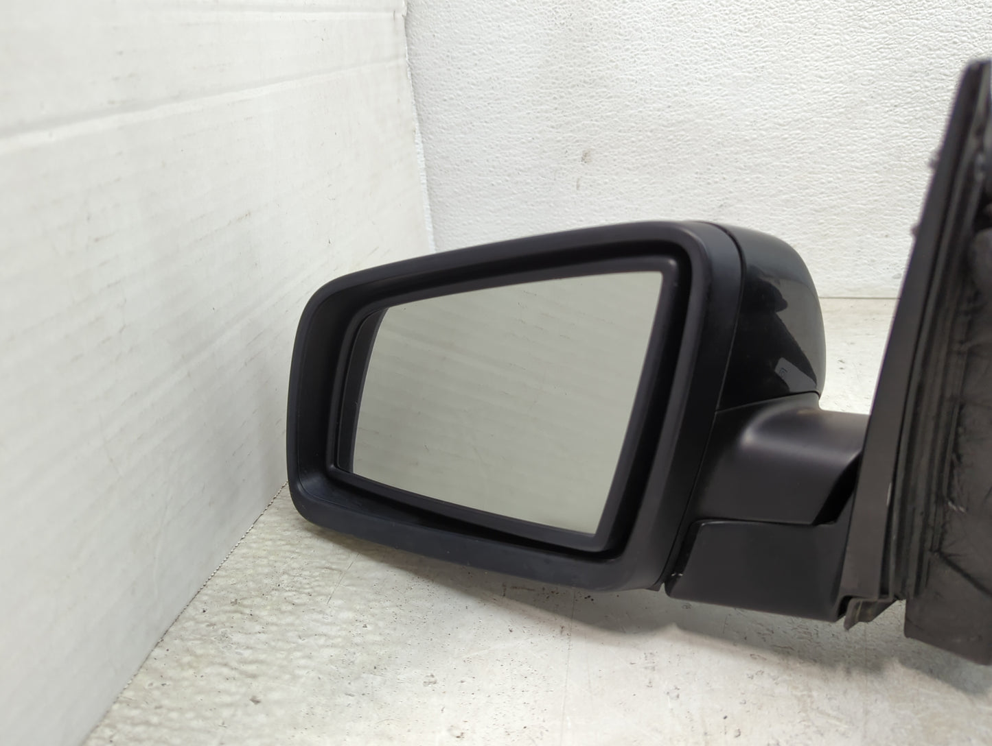 2008-2010 Bmw 535i Driver Side View Mirror - Left Door Mirror OEM Used - Oemusedautoparts1.com