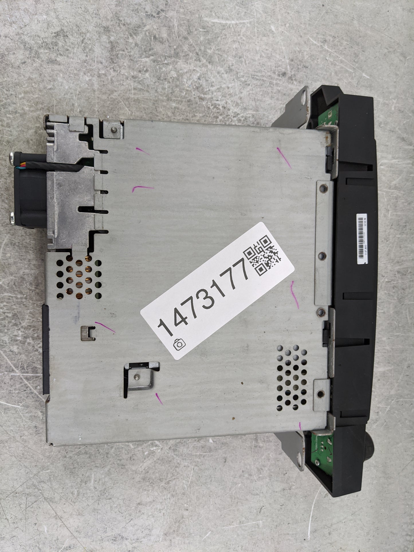 2008 Bmw 535i Radio AM FM Cd Player Receiver Replacement P/N:VP7KAF-18C852-SD 9165838-01, 144721 10 Fits OEM Used Auto Parts