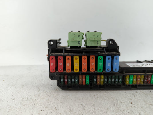 2006-2009 Bmw 550i Fusebox Fuse Box Panel Relay Module P/N:6957330 6 906 618, 9 138 830 Fits Fits 2006 2007 2008 2009 2010 OEM Used Auto Parts