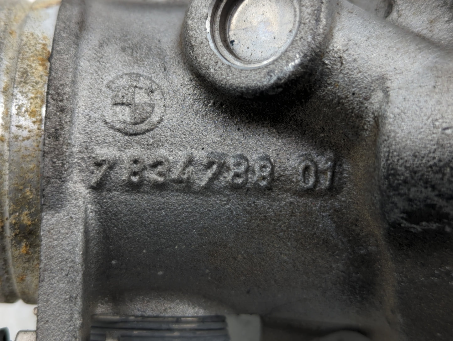 2006-2010 Bmw M6 Throttle Body P/N:7834788 01 Fits Fits 2006 2007 2008 2009 2010 OEM Used Auto Parts - Oemusedautoparts1.com