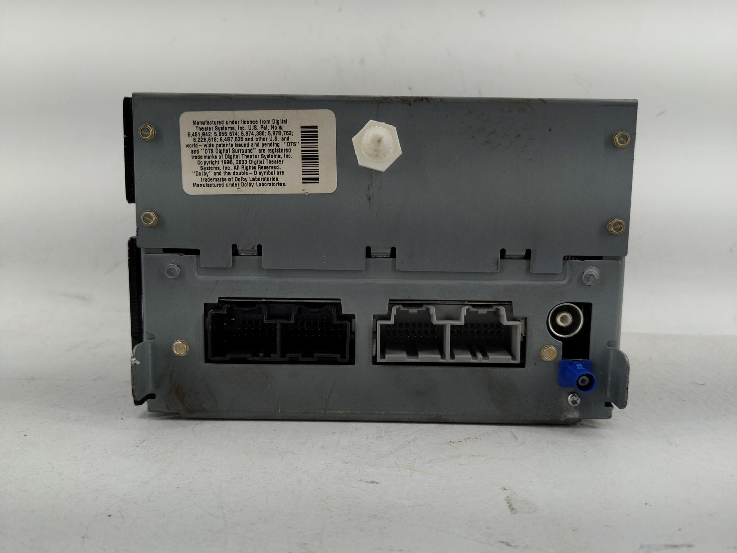 2008 Buick Enclave Radio AM FM Cd Player Receiver Replacement P/N:15921422 Fits OEM Used Auto Parts - Oemusedautoparts1.com