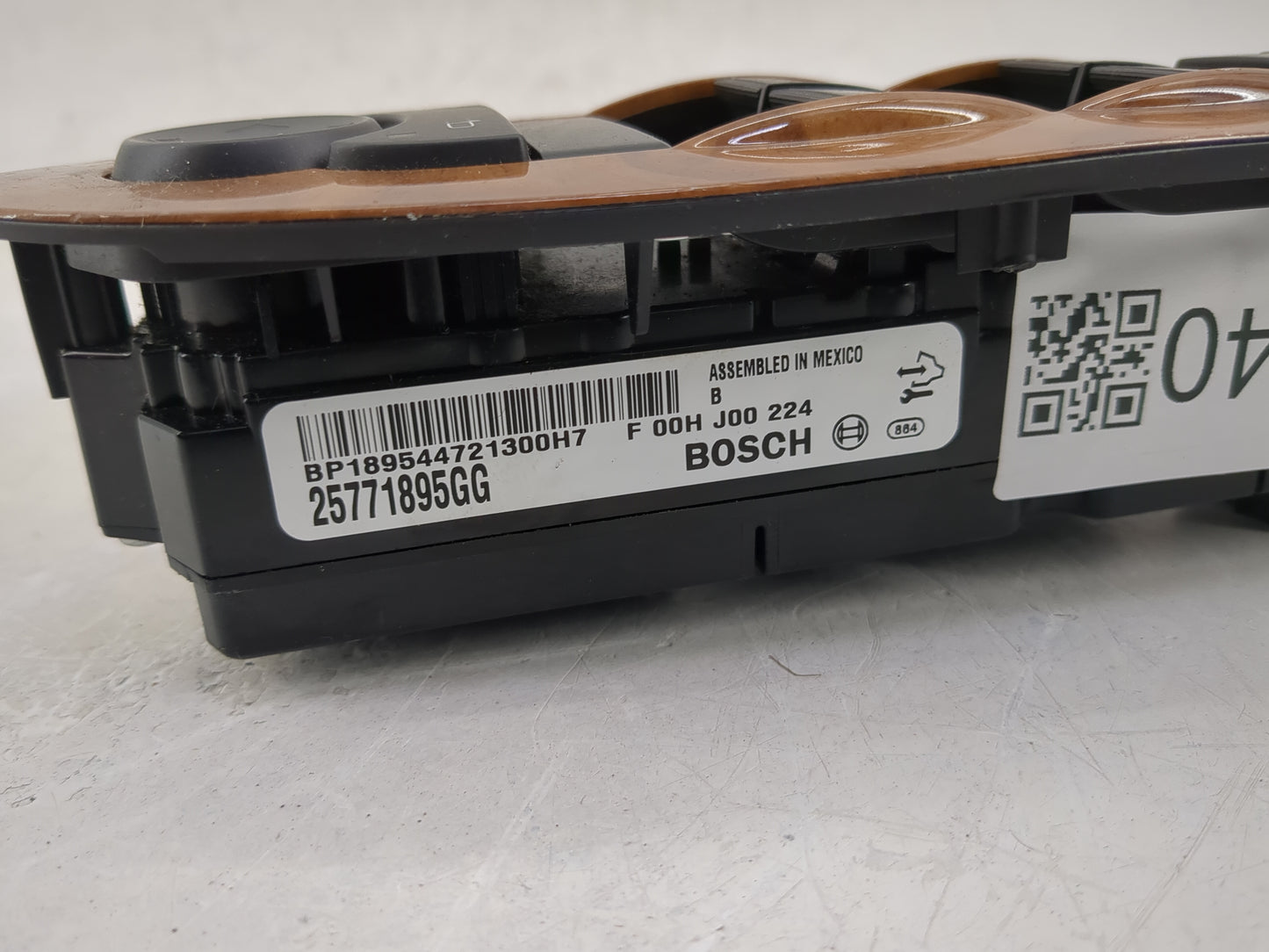 2008-2009 Buick Enclave Master Power Window Switch Replacement Driver Side Left P/N:25771895GG Fits Fits 2008 2009 OEM Used