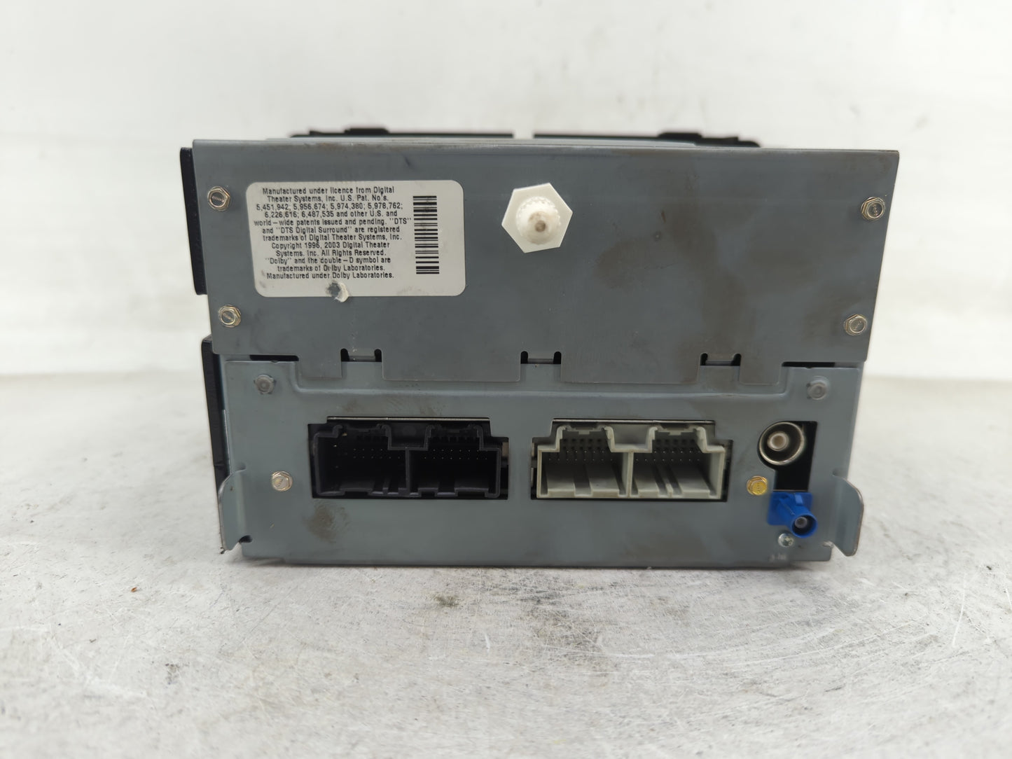 2008 Buick Enclave Radio AM FM Cd Player Receiver Replacement P/N:15921422 Fits OEM Used Auto Parts - Oemusedautoparts1.com