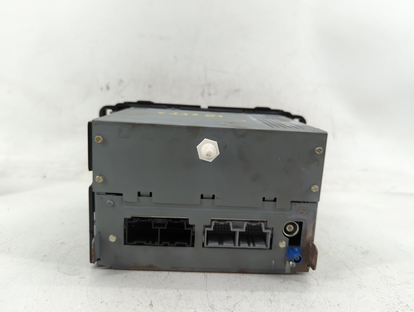 2008 Buick Enclave Radio AM FM Cd Player Receiver Replacement P/N:15921423 Fits OEM Used Auto Parts - Oemusedautoparts1.com