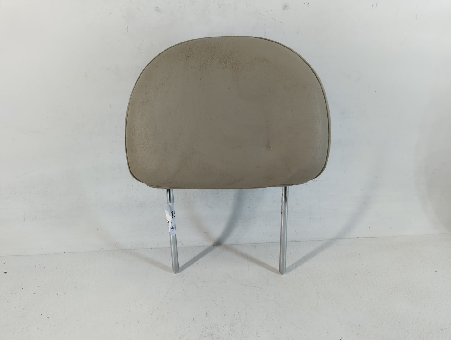 2006-2010 Buick Lucerne Headrest Head Rest Front Driver Passenger Seat Fits Fits 2006 2007 2008 2009 2010 OEM Used Auto Part