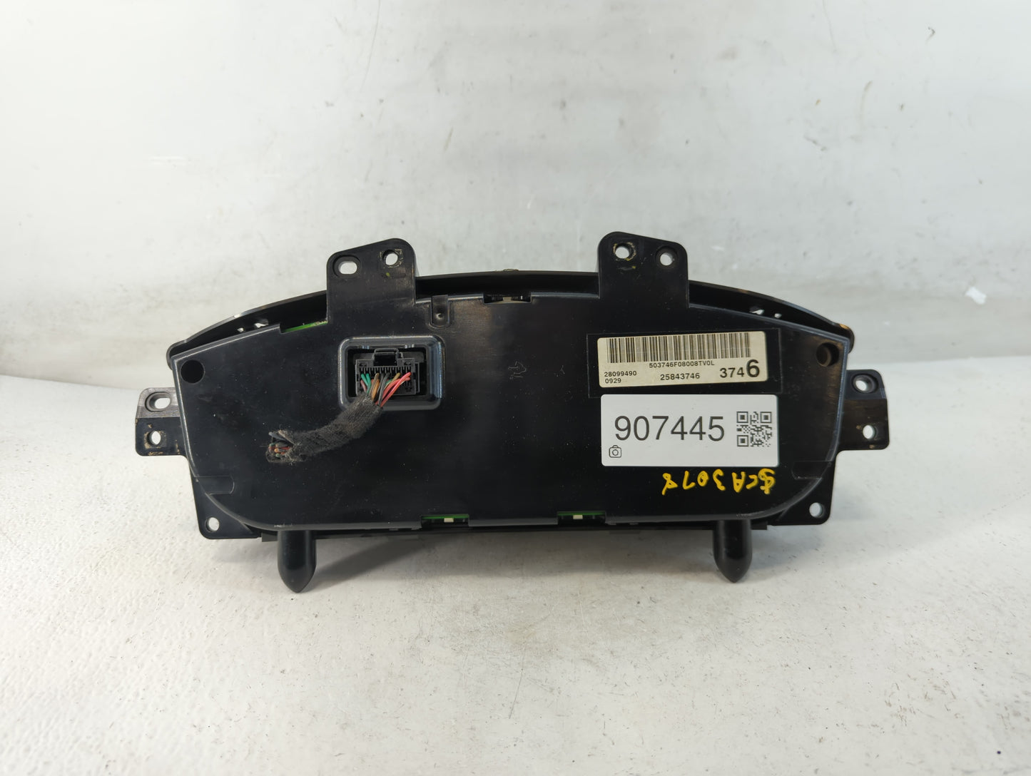 2008-2009 Buick Lucerne Instrument Cluster Speedometer Gauges P/N:25843746 Fits Fits 2008 2009 OEM Used Auto Parts - Oemused