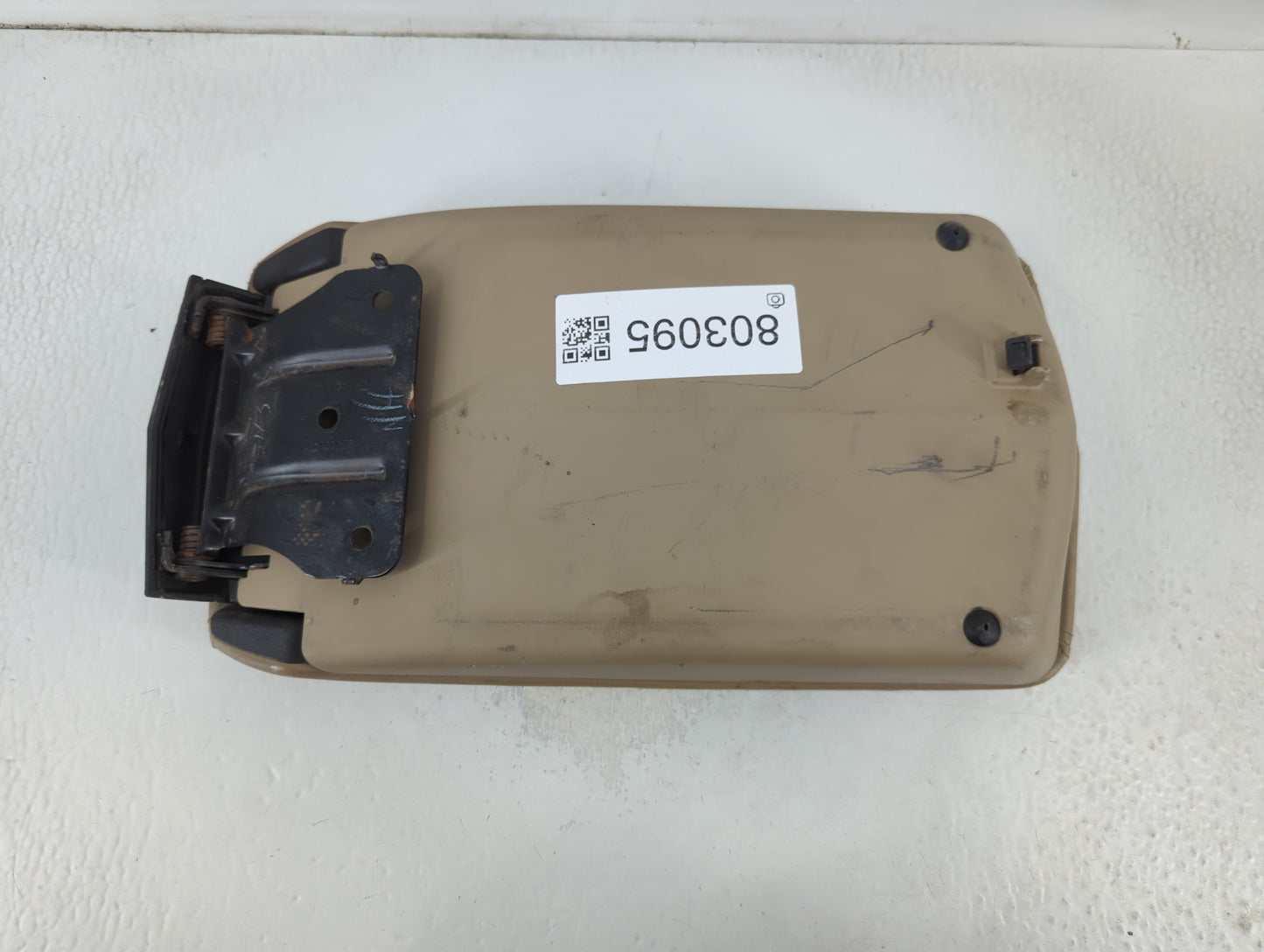 2008-2009 Cadillac Cts Center Console Armrest Cover Lid P/N:M0300235 319 07 X5 Fits Fits 2008 2009 OEM Used Auto Parts - Oem