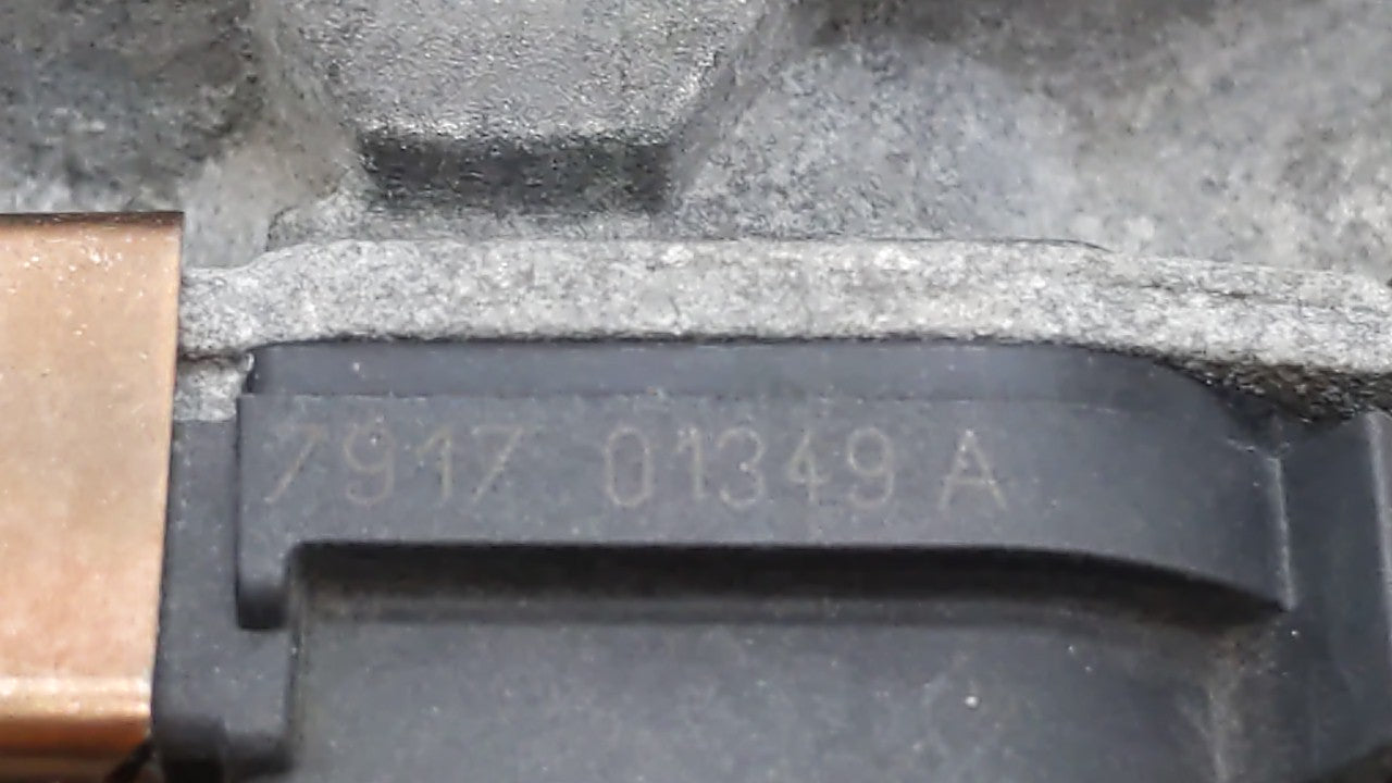 2006-2011 Cadillac Dts Throttle Body P/N:RME87 RME87-2 Fits Fits 2006 2007 2008 2009 2010 2011 OEM Used Auto Parts - Oemused