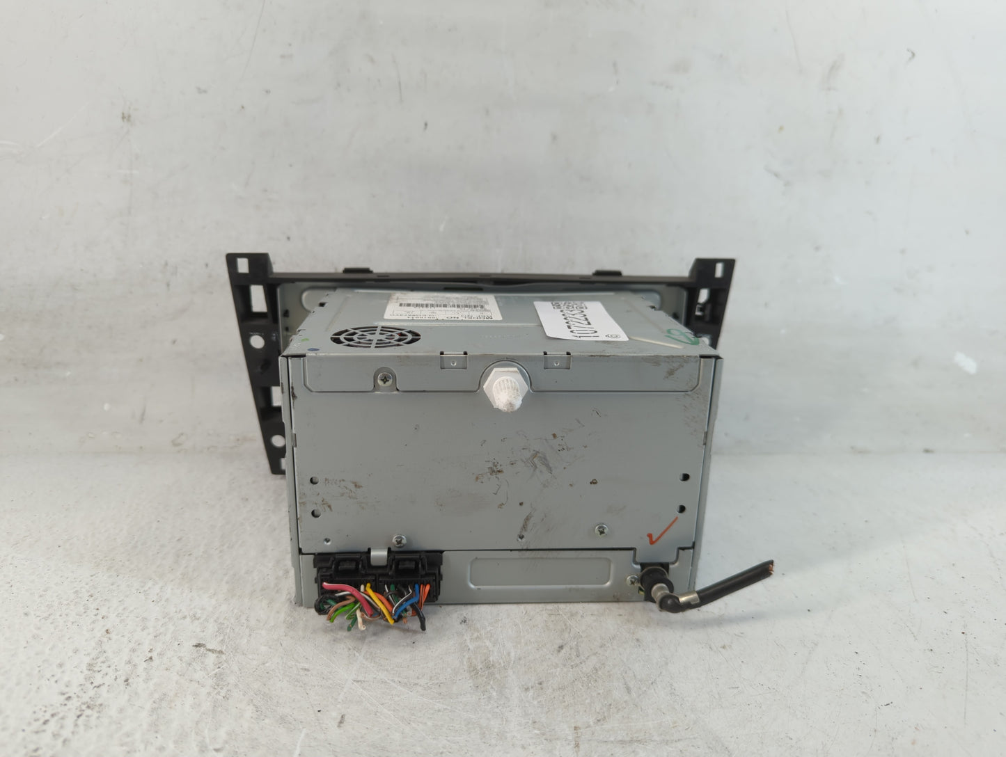 2007-2008 Cadillac Srx Radio AM FM Cd Player Receiver Replacement P/N:25818944 Fits Fits 2007 2008 2009 OEM Used Auto Parts