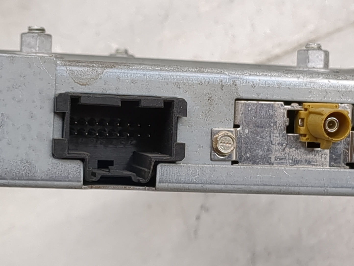 2007-2009 Cadillac Srx Tuner Satellite Receiver - Oemusedautoparts1.com