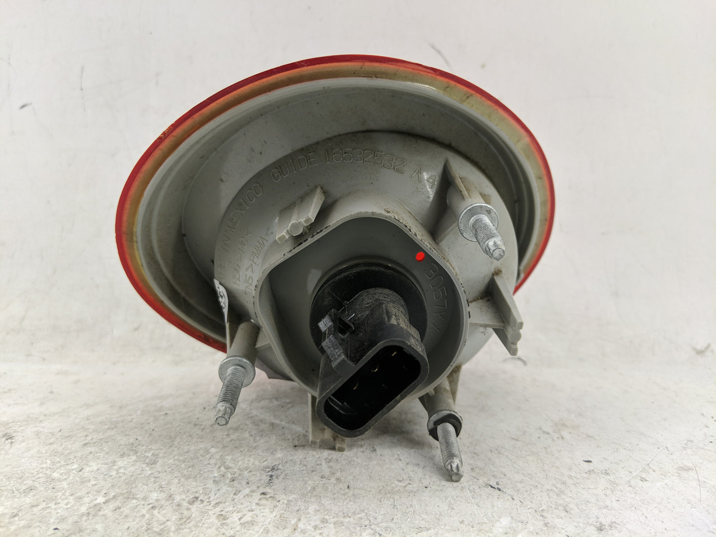 2005-2010 Chevrolet Cobalt Tail Light Assembly Passenger Right OEM P/N:16532532 Fits Fits 2005 2006 2007 2008 2009 2010 OEM