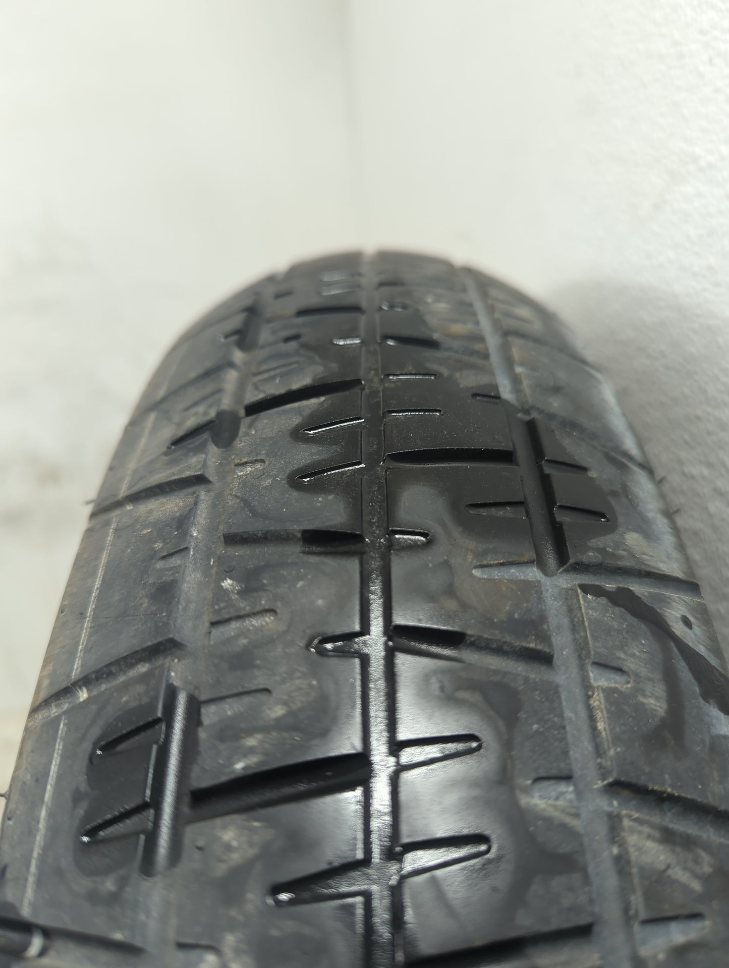 2005-2009 Chevrolet Equinox Spare Donut Tire Wheel Rim Oem 5033395 - Oemusedautoparts1.com