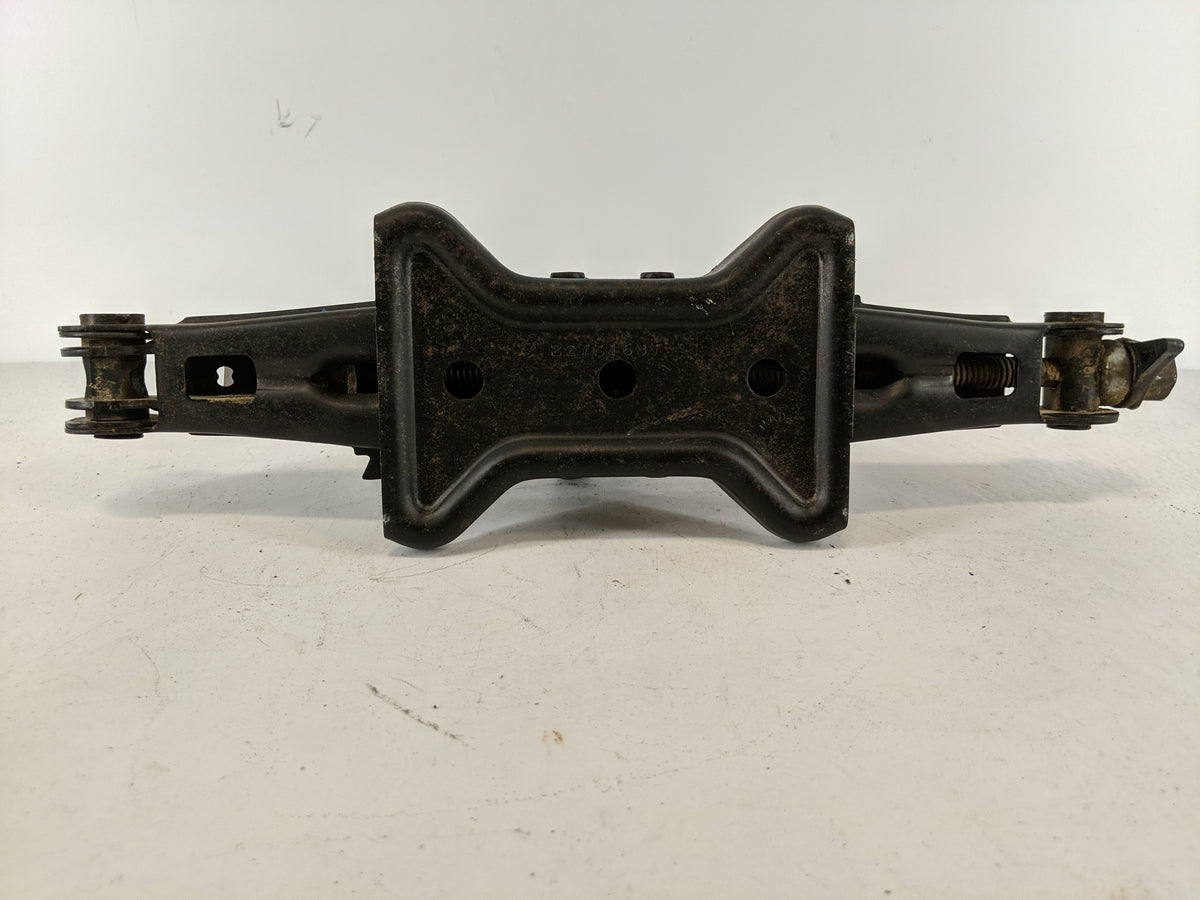2008 Chevrolet Hhr Spare Scissor Car Jack - Oemusedautoparts1.com