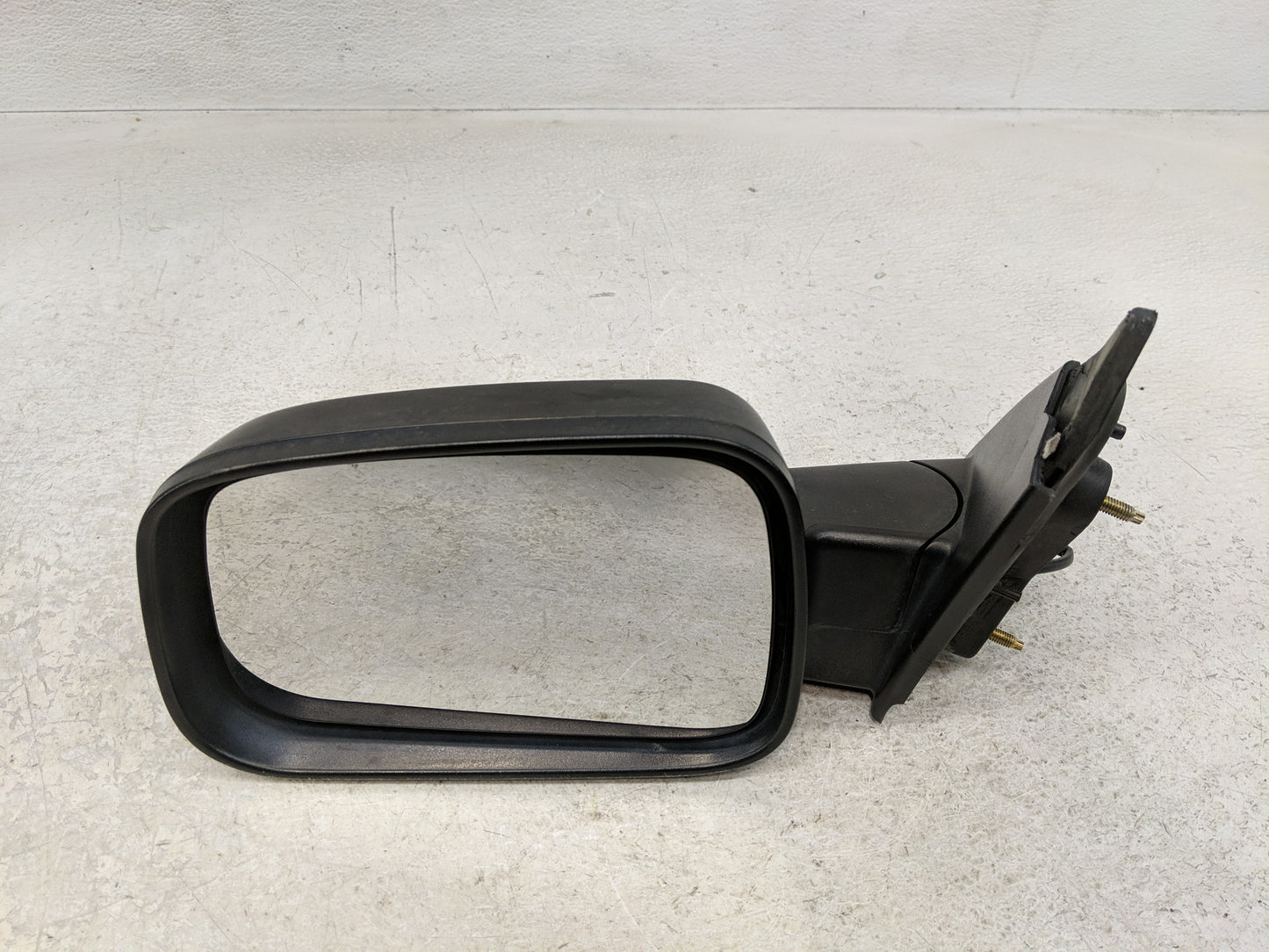 2006-2011 Chevrolet Hhr Driver Side View Mirror - Left Door Mirror OEM Used - Oemusedautoparts1.com