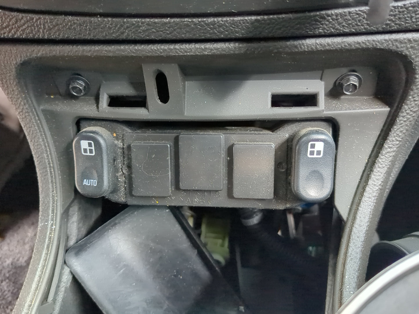 2006-2008 Chevrolet Hhr Master Power Window Switch Replacement Driver Side Left Fits Fits 2006 2007 2008 OEM Used Auto Parts