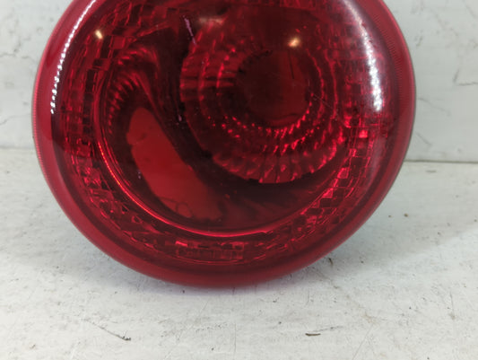 2006-2011 Chevrolet Hhr Tail Light Assembly Passenger Right OEM P/N:25823015 Fits Fits 2006 2007 2008 2009 2010 2011 OEM Used Auto Parts