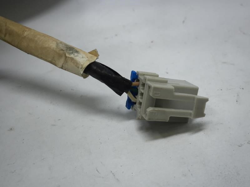 2008 Chevrolet Impala Driver Side View Mirror - Left Door Mirror OEM Used - Oemusedautoparts1.com