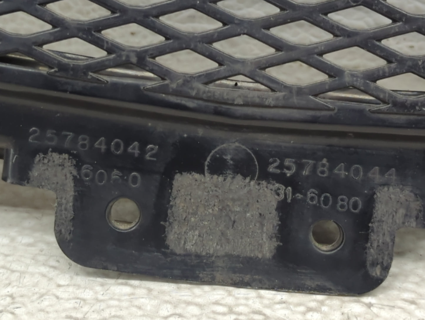 2006-2008 Chevrolet Malibu Front Grille Bumper Not Included - Oemusedautoparts1.com