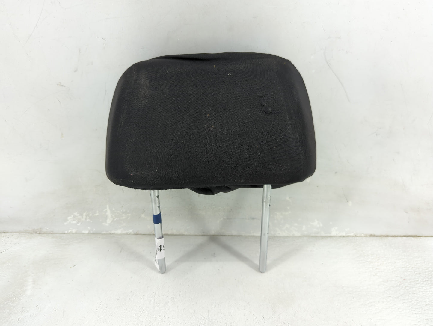 2008-2009 Chevrolet Malibu Headrest Head Rest Front Driver Seat Black - Oemusedautoparts1.com