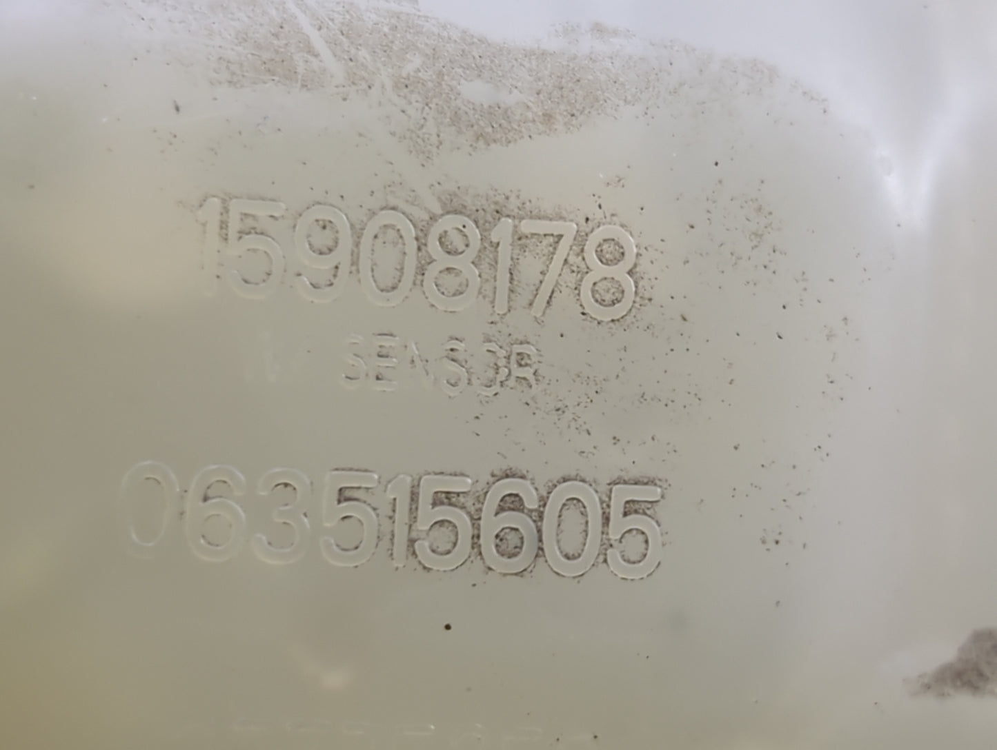 2007 Chevrolet Malibu Radiator Coolant Overflow Expansion Tank Bottle 1459959 - Oemusedautoparts1.com