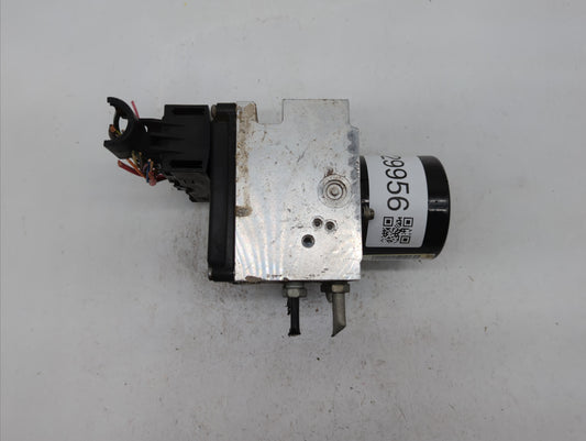 2008-2009 Chevrolet Malibu ABS Pump Control Module Replacement P/N:25928254 25949989, 20812604, 25952591 Fits Fits 2008 2009 OEM Used Auto Parts