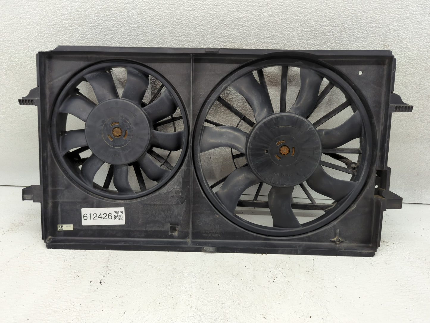 2004-2012 Chevrolet Malibu Left Radiator Fan Motor Assembly - Oemusedautoparts1.com