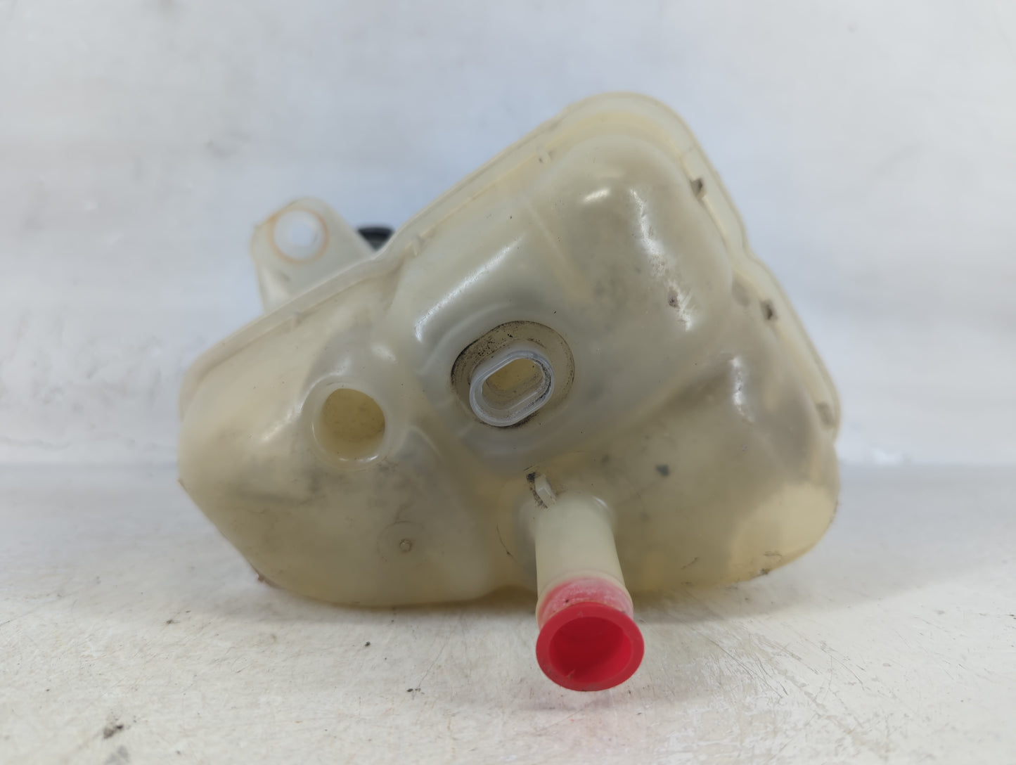 2007 Chevrolet Malibu Radiator Coolant Overflow Expansion Tank Bottle 701026 - Oemusedautoparts1.com