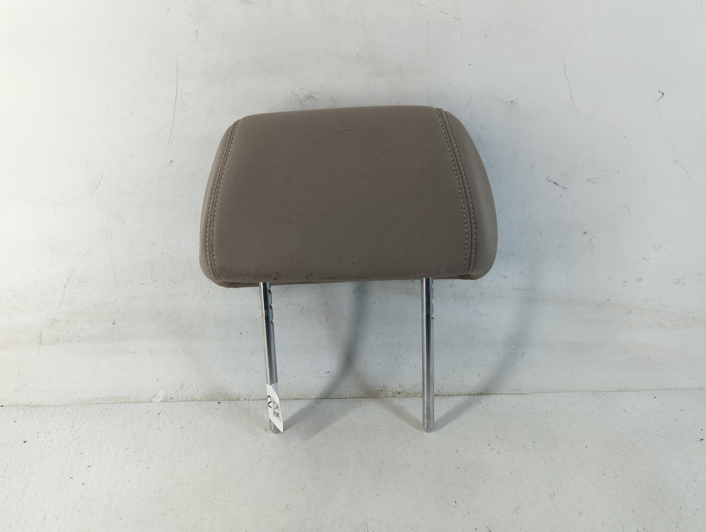 2008-2009 Chevrolet Malibu Headrest Head Rest Front Driver Passenger Seat Fits Fits 2008 2009 OEM Used Auto Parts - Oemuseda