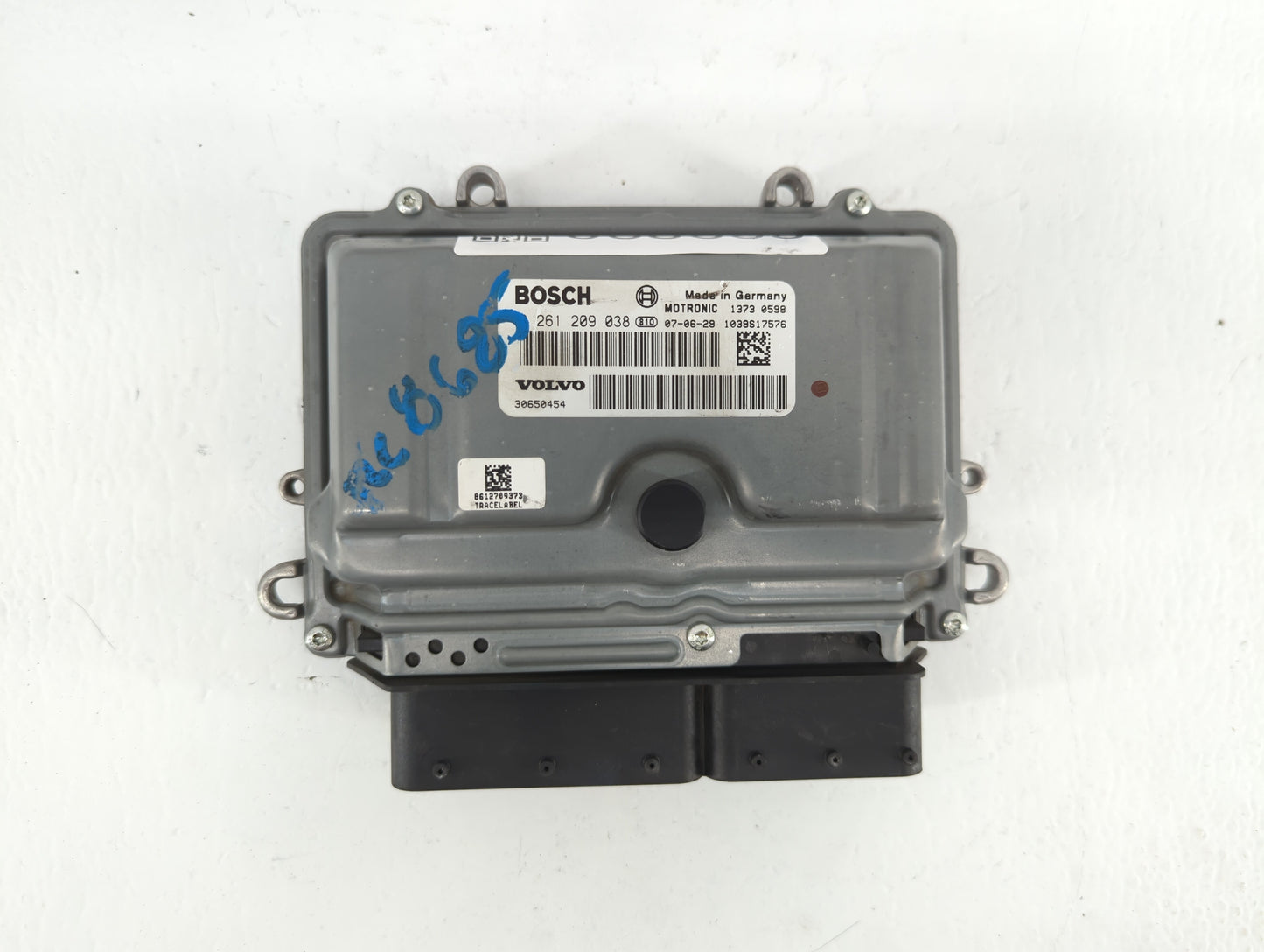 2008 Chevrolet V30 PCM Engine Control Computer ECU ECM PCU OEM P/N:279700-9300 0 261 209 038 Fits OEM Used Auto Parts - Oemu