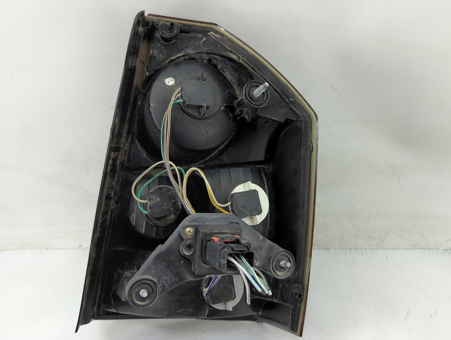 2008-2010 Chrysler 300 Tail Light Assembly Passenger Right OEM P/N:04806372AC Fits Fits 2008 2009 2010 OEM Used Auto Parts -
