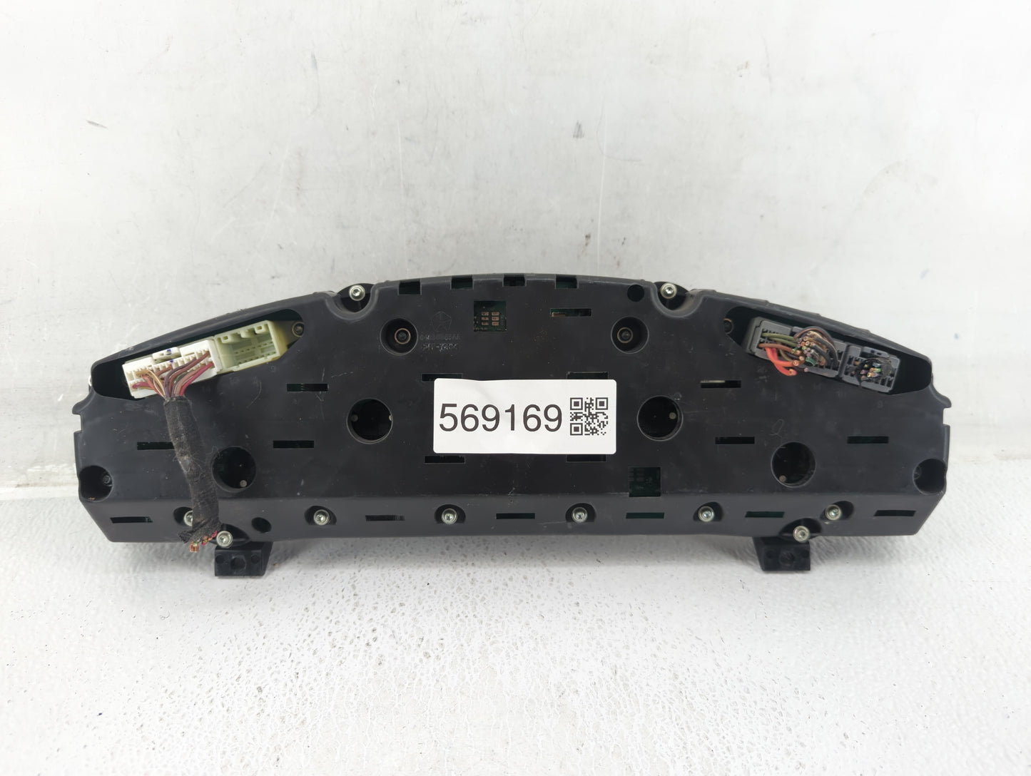 2008 Chrysler 300 Instrument Cluster Speedometer Gauges P/N:P05172109AE Fits OEM Used Auto Parts - Oemusedautoparts1.com