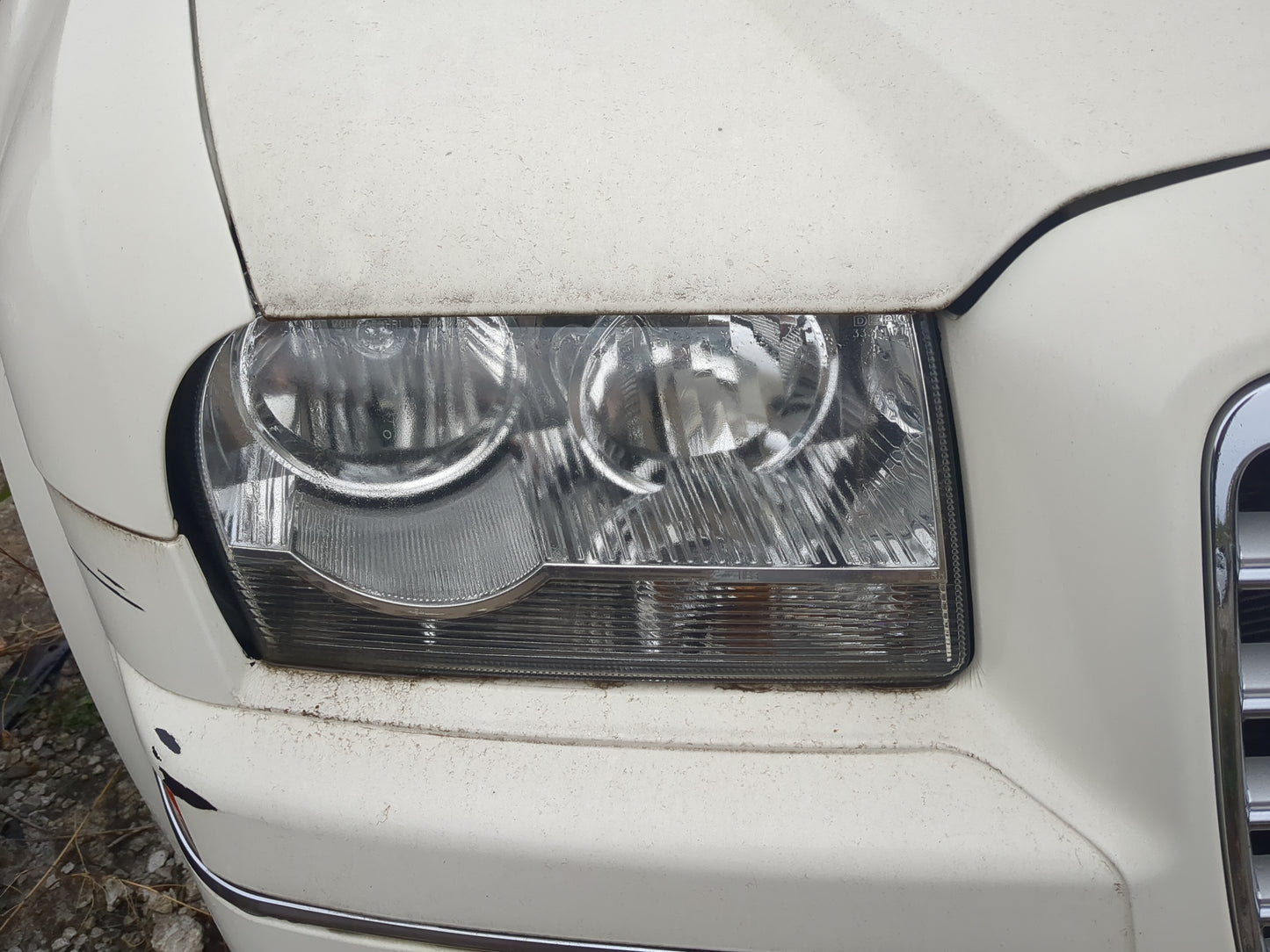 2008-2010 Chrysler 300 Passenger Right Oem Head Light Headlight Lamp - Oemusedautoparts1.com