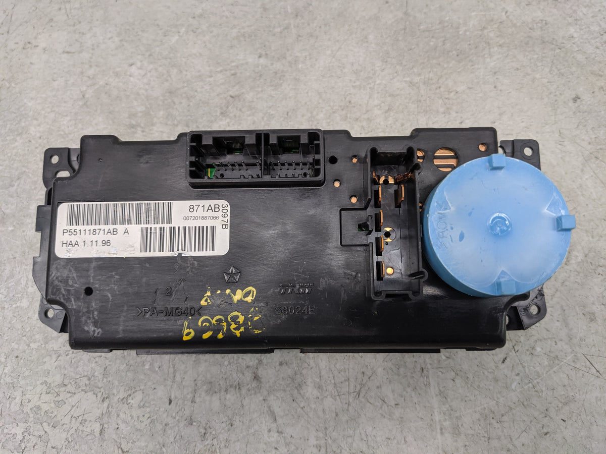 2008-2010 Chrysler 300 Climate Control Module Temperature AC/Heater Replacement P/N:P55111871AB Fits Fits 2008 2009 2010 OEM
