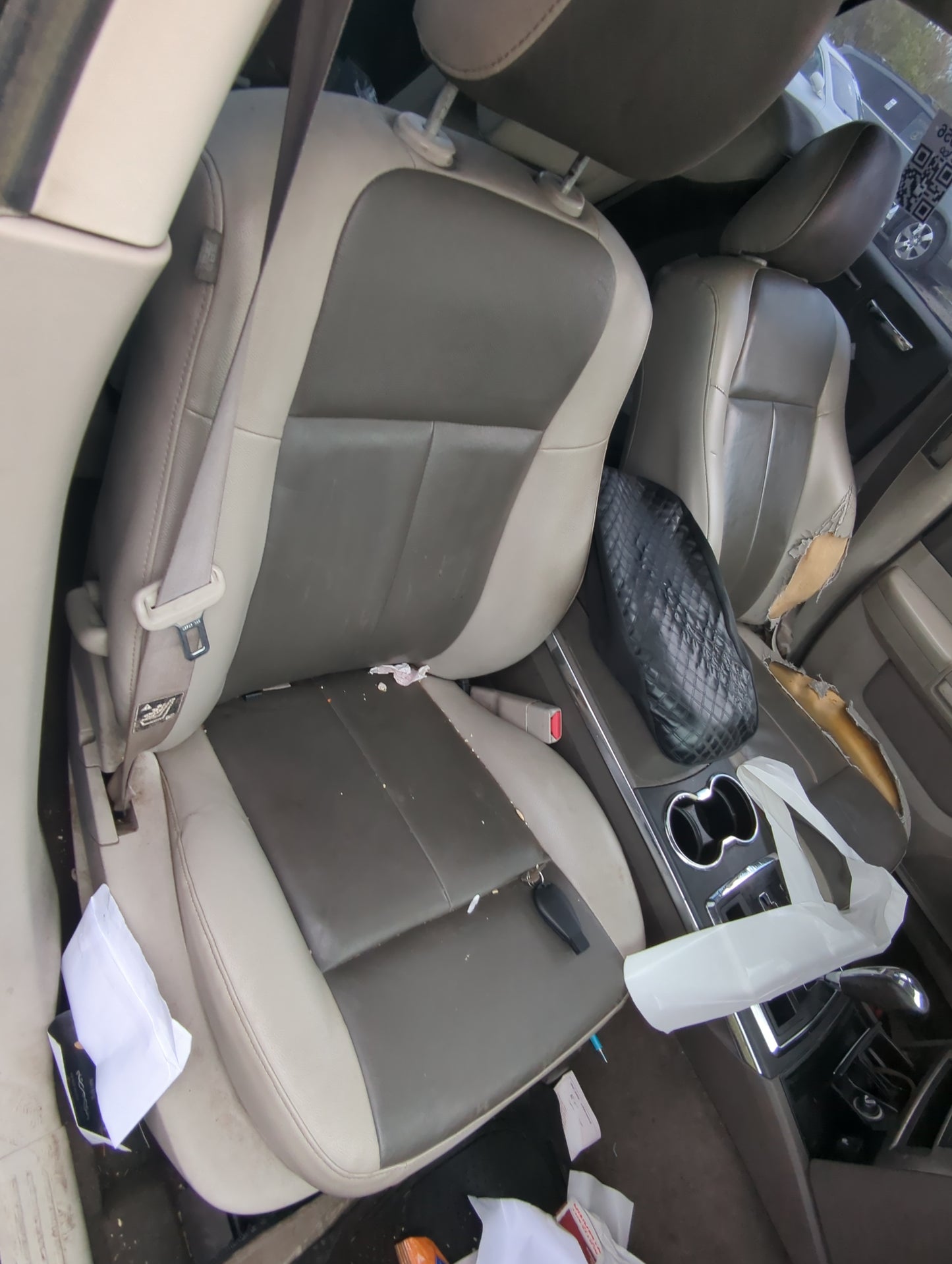 2008-2010 Chrysler 300 Passenger Front Seat Oem - Oemusedautoparts1.com