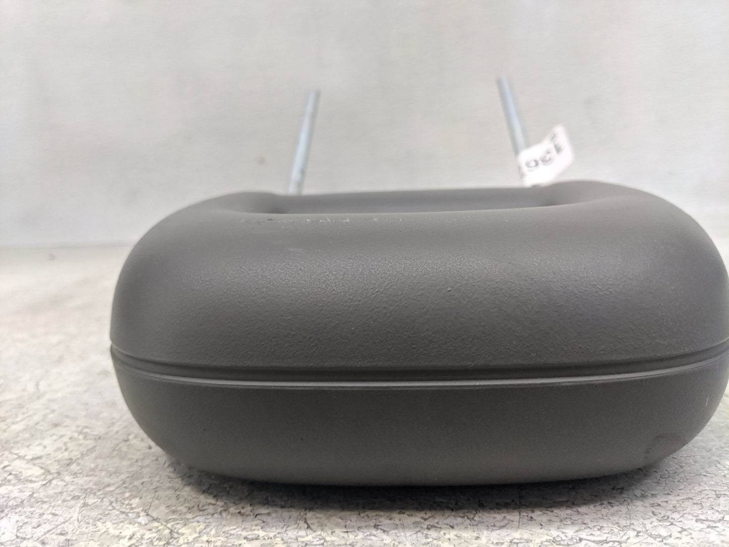 2007 Chrysler Pt Cruiser Headrest Head Rest Front Driver Passenger Seat - Oemusedautoparts1.com