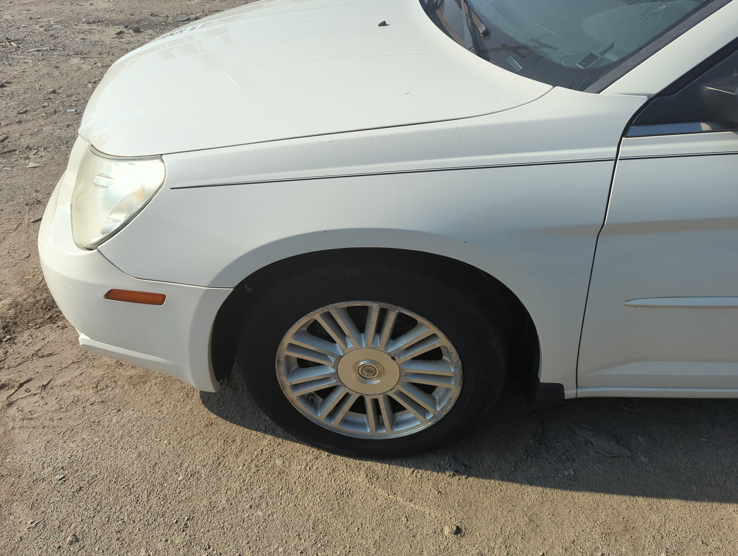 2007-2010 Chrysler Sebring Driver Fender - Oemusedautoparts1.com