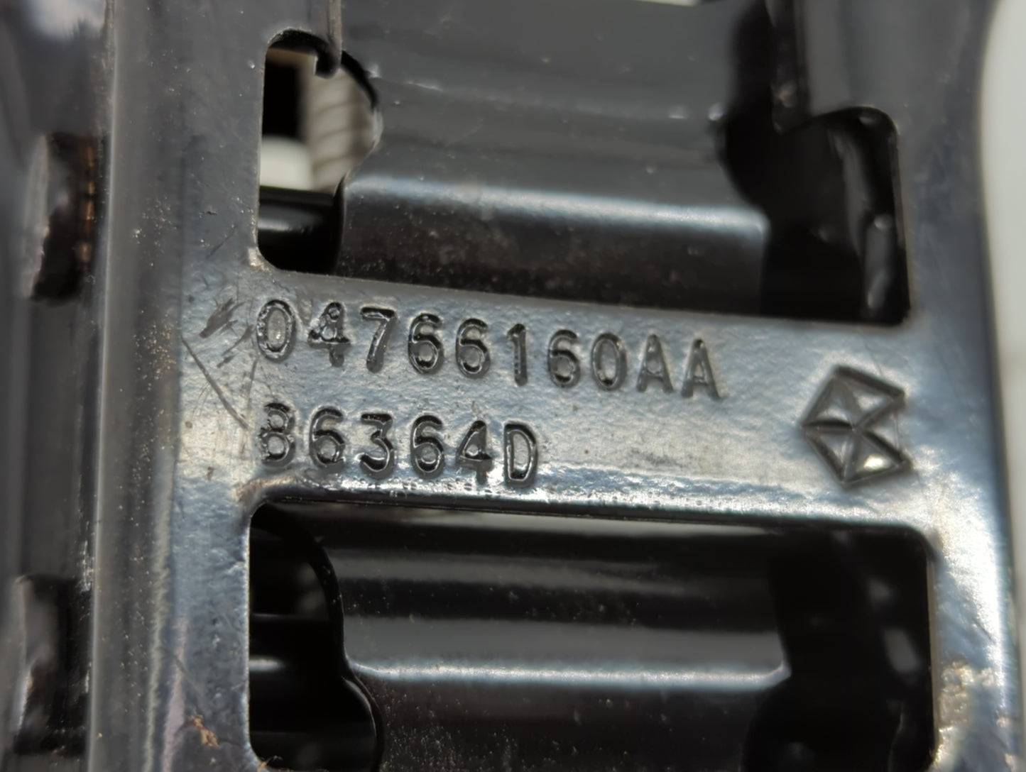 2008 Chrysler Sebring Spare Scissor Car Jack - Oemusedautoparts1.com