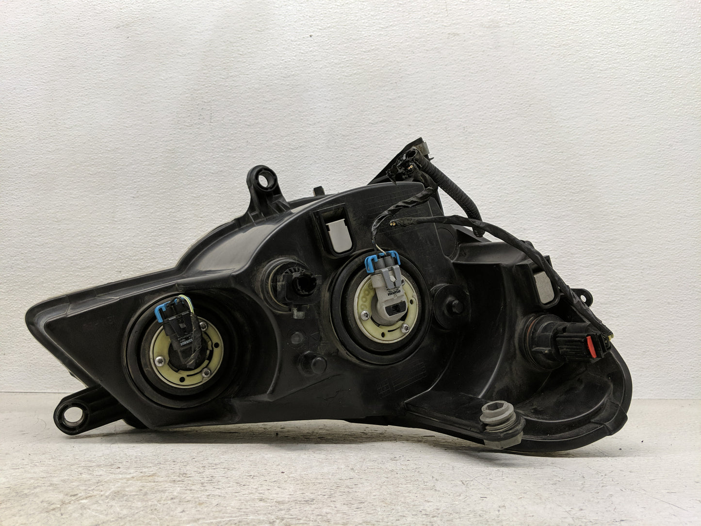 2007-2010 Chrysler Sebring Driver Left Oem Head Light Headlight Lamp - Oemusedautoparts1.com