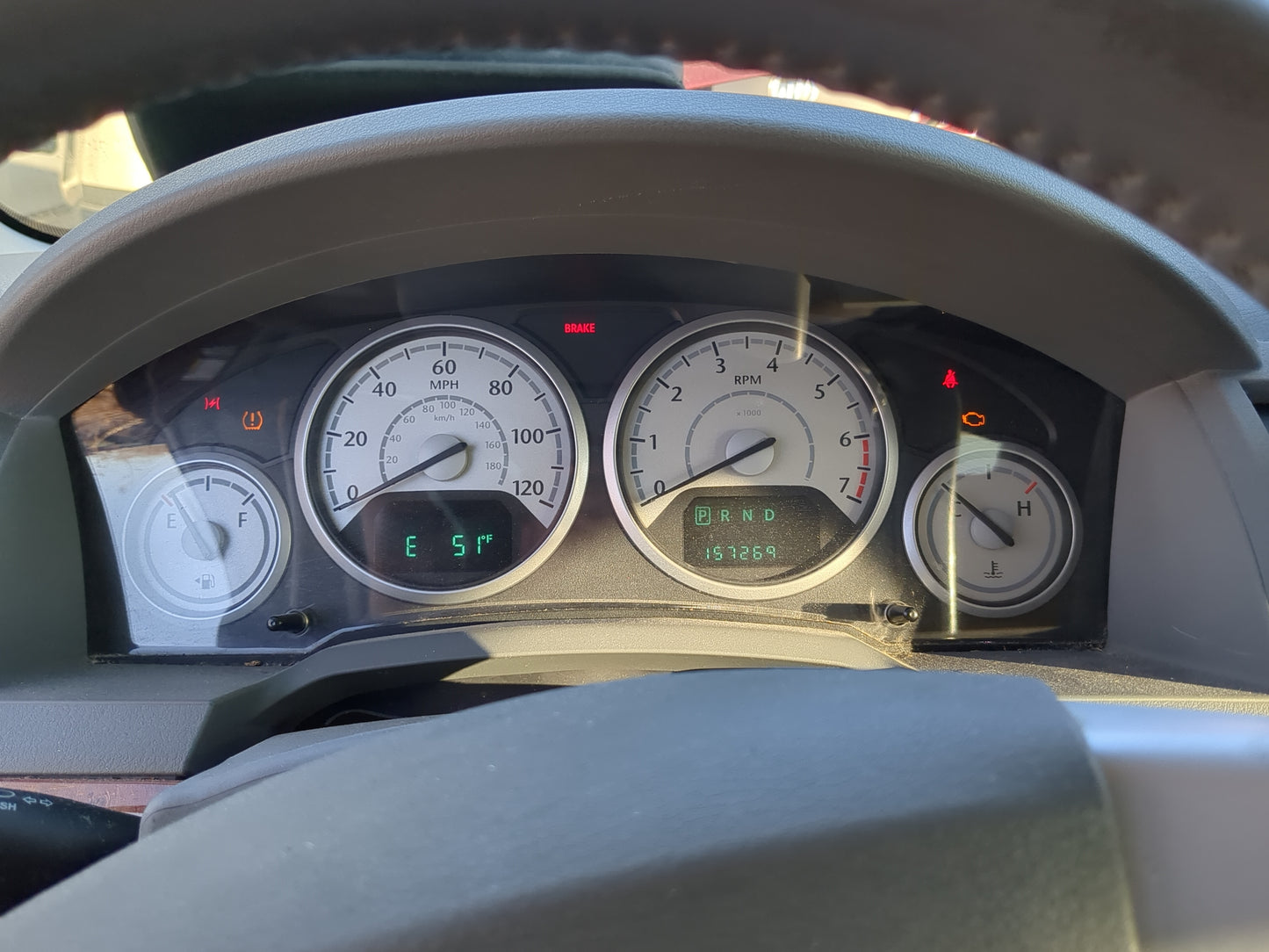 2008 Chrysler Town & Country Instrument Cluster Speedometer Gauges Fits OEM Used Auto Parts - Oemusedautoparts1.com