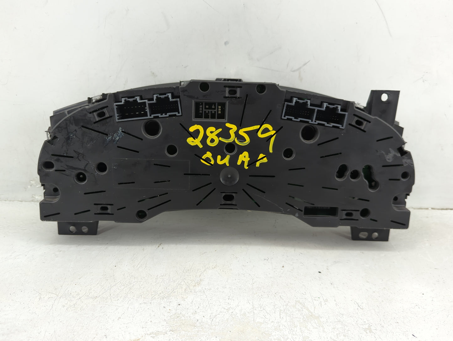 2008 Chrysler Town & Country Instrument Cluster Speedometer Gauges Miles:204K Fits OEM Used Auto Parts - Oemusedautoparts1.c