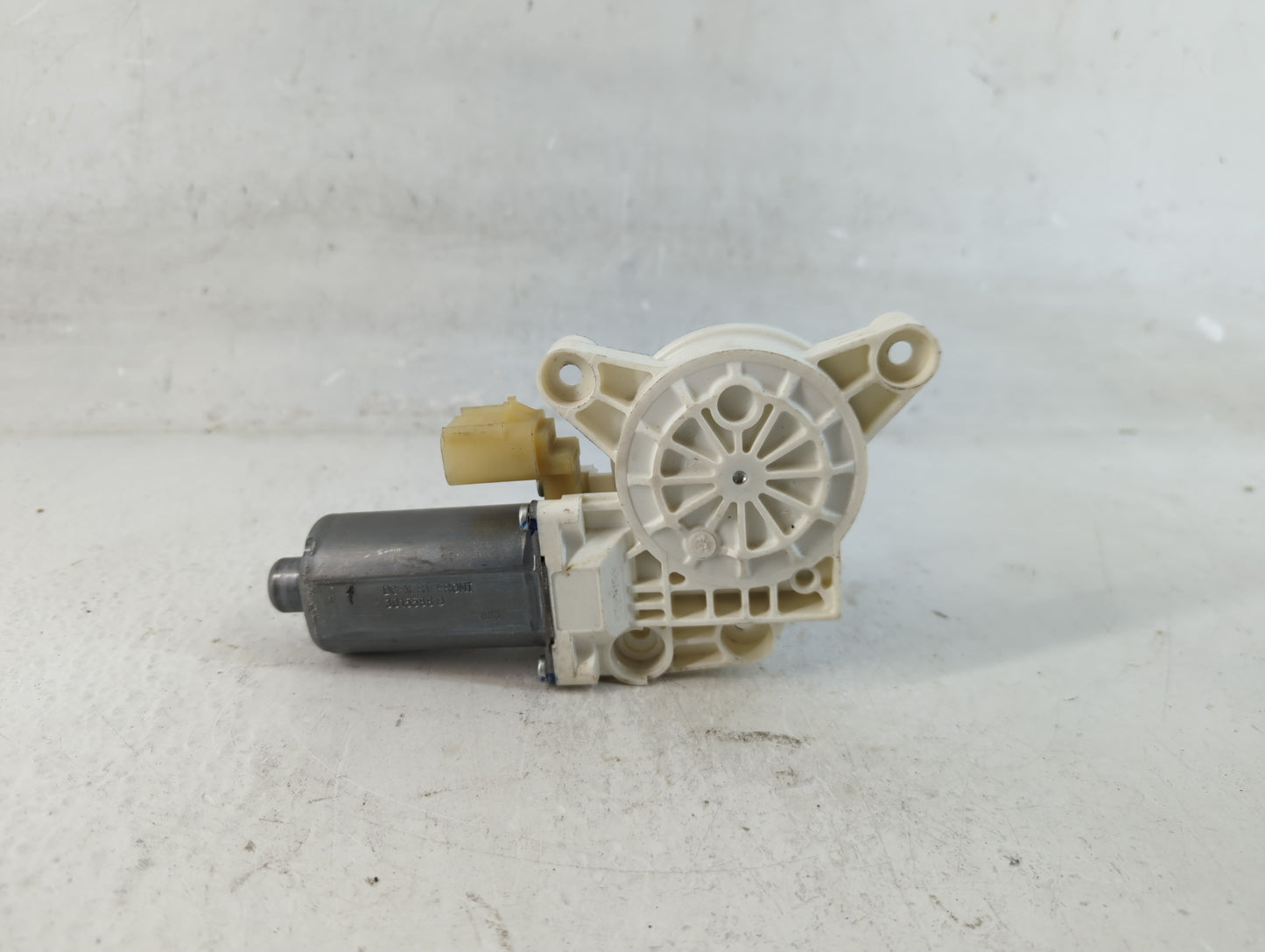 2008 Chrysler Town & Country Driver Front Left Power Window Motor - Oemusedautoparts1.com