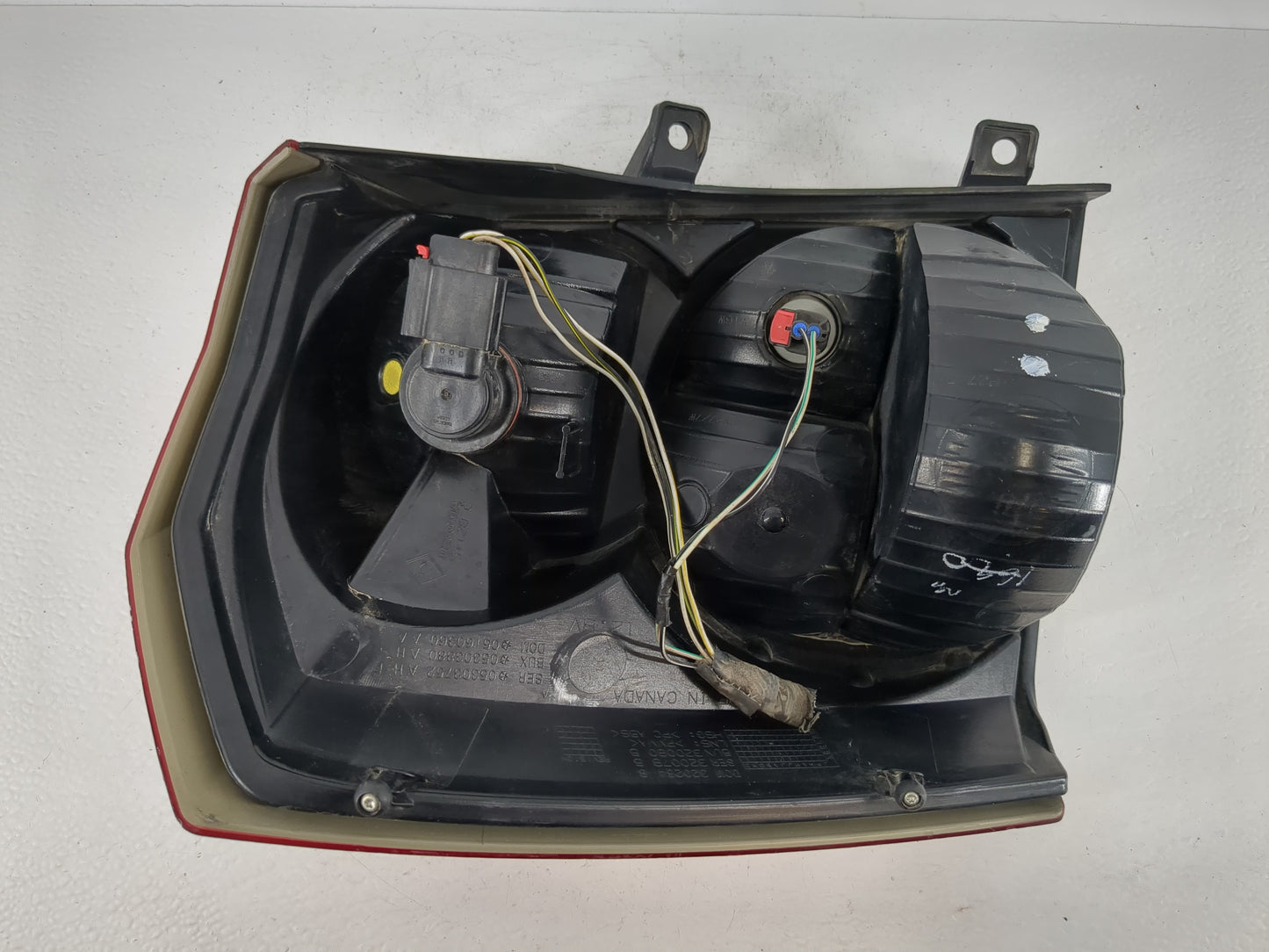 2008-2012 Dodge Caliber Tail Light Assembly Passenger Right OEM P/N:05303880 05303752 A Fits Fits 2008 2009 2010 2011 2012 O