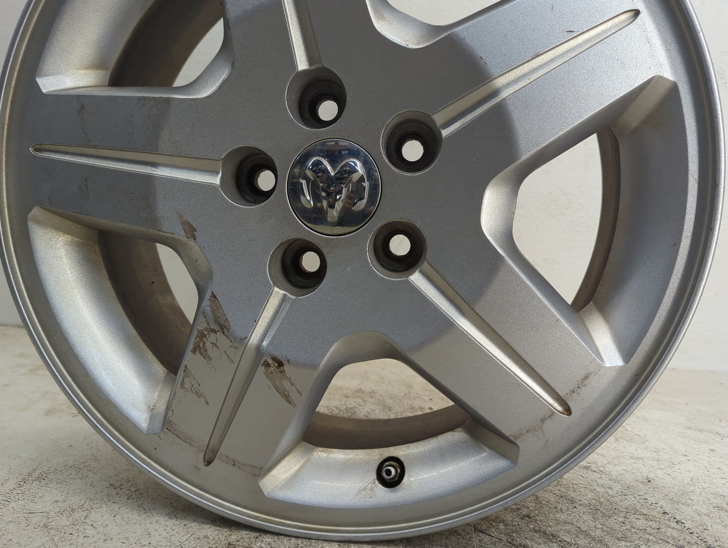 2007-2009 Dodge Caliber Oem Wheel Rim - Oemusedautoparts1.com