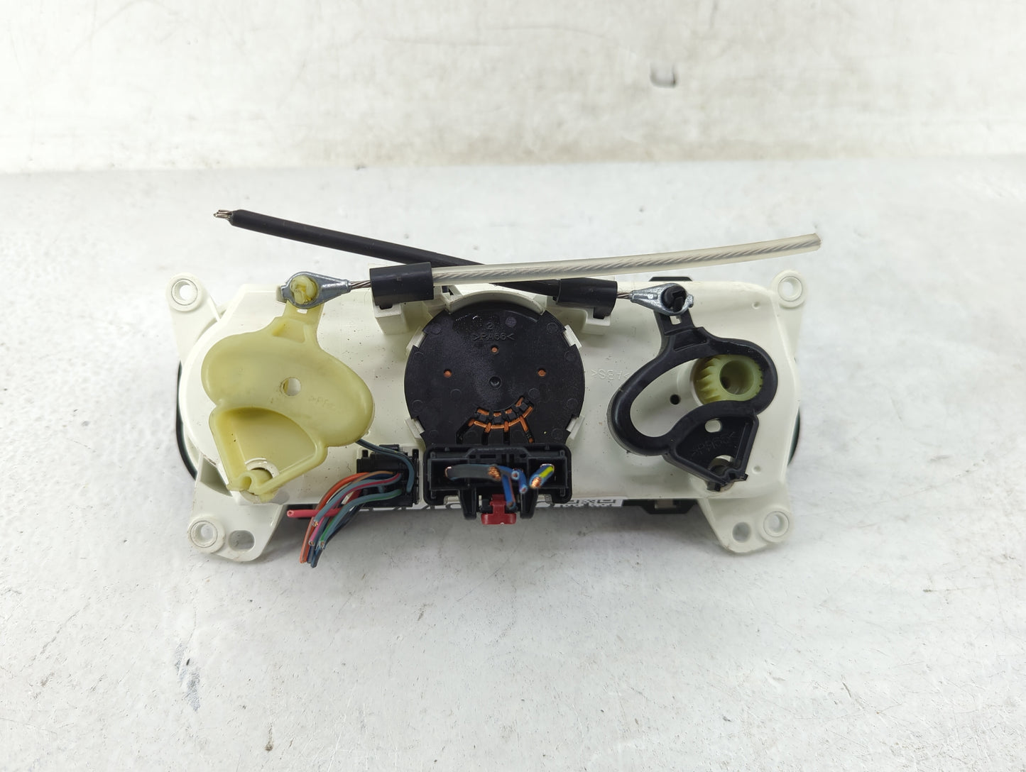 2007-2009 Dodge Caliber Climate Control Module Temperature AC/Heater Replacement P/N:P55111874AC Fits Fits 2007 2008 2009 OE